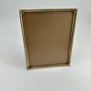 Vintage Style Gold Metal 8x10 Picture Frame Ornate Corner Detail Tabletop Wall
